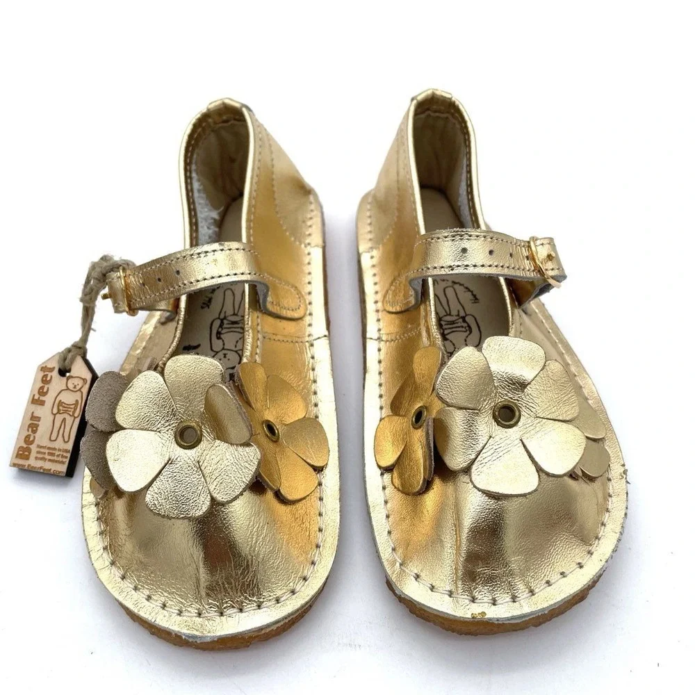 Bear Feet Kids Flower Mary Jane Gold Metallic Leather Shoes Size 10 DSWB USA